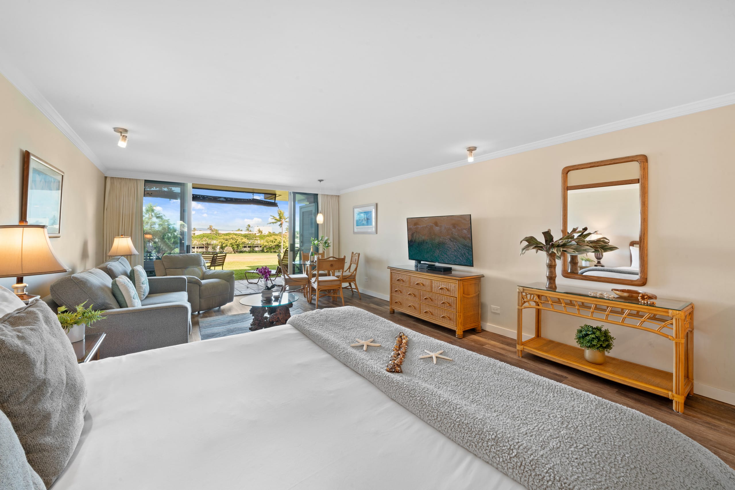 Condo in Lahaina · ★4.8 · 1 bedroom · 1 bed · 1 bath - Image 23