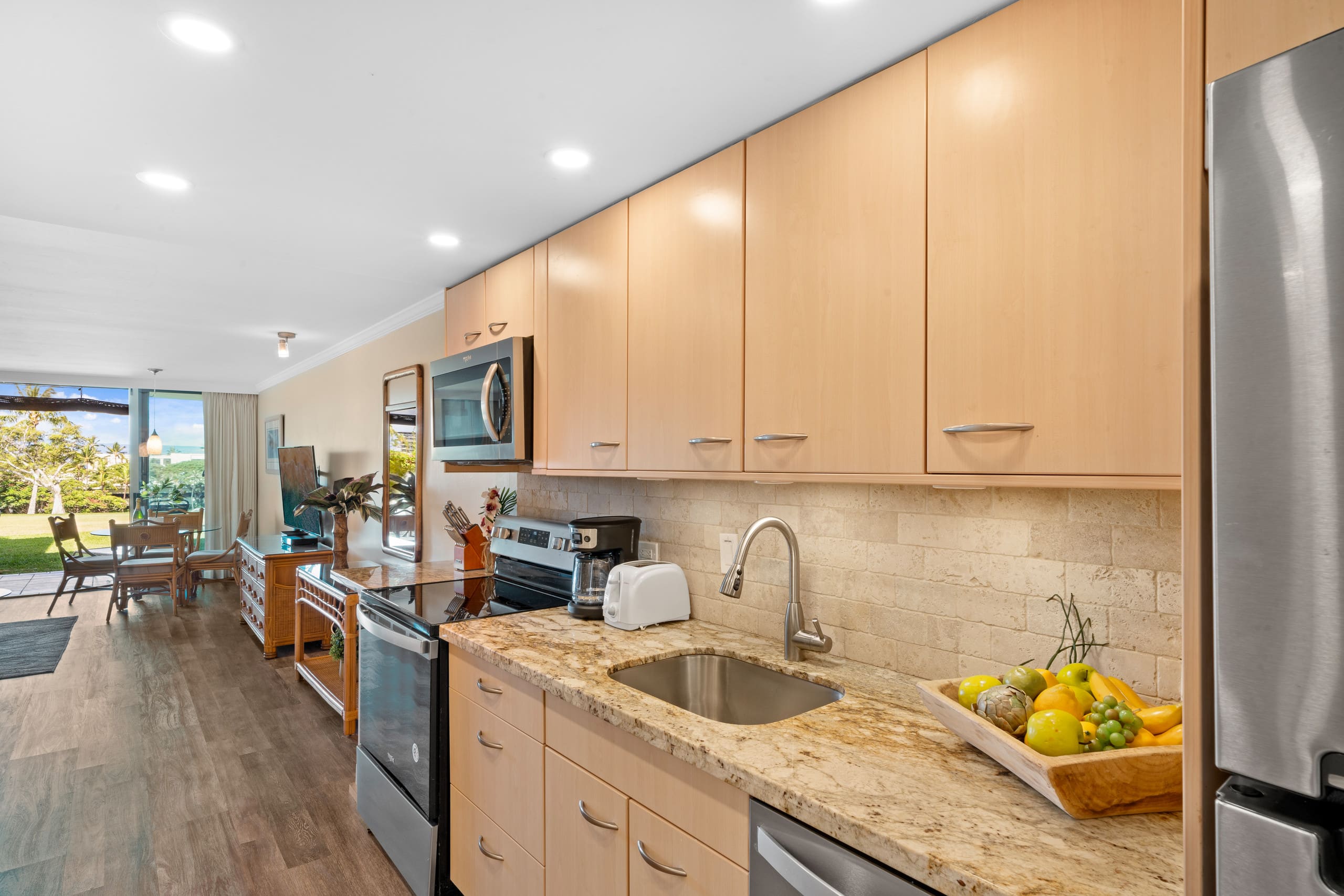 Condo in Lahaina · ★4.8 · 1 bedroom · 1 bed · 1 bath - Image 3