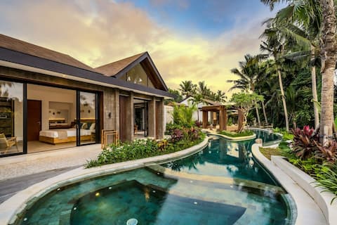 Villa Teratai 5BR : Family retreat w/Infinity Pool