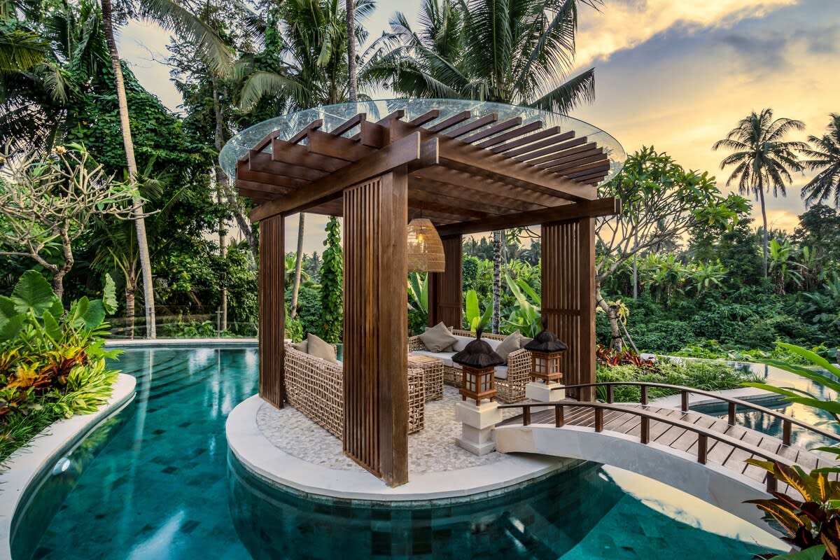 Villa in Kecamatan Ubud · ★4.83 · 5 bedrooms · 5 beds · 5.5 baths, comparabile Airbnb