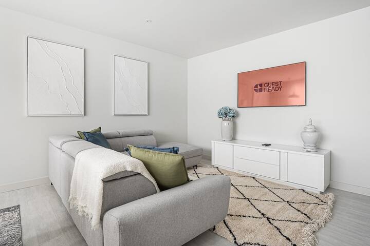 GuestReady – Fantastic home in the Foz area gallery image 2