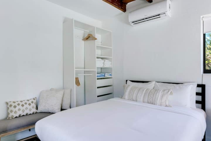 غرفة نوم كبيرة للمشاركة
