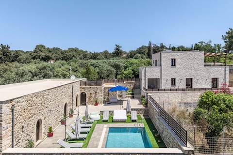 Sun-kissed Hilltop Villa, priv. Pool, Scenic Views