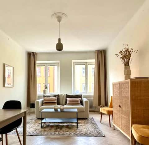 SoFo apartment w/ private balcony