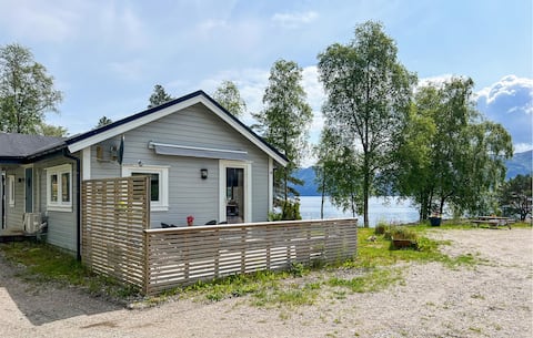 Cozy home in Lavik with house a panoramic view