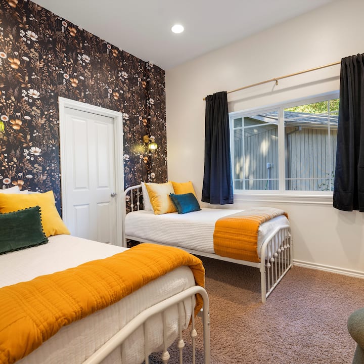 שני חדרי שינה זוגיים