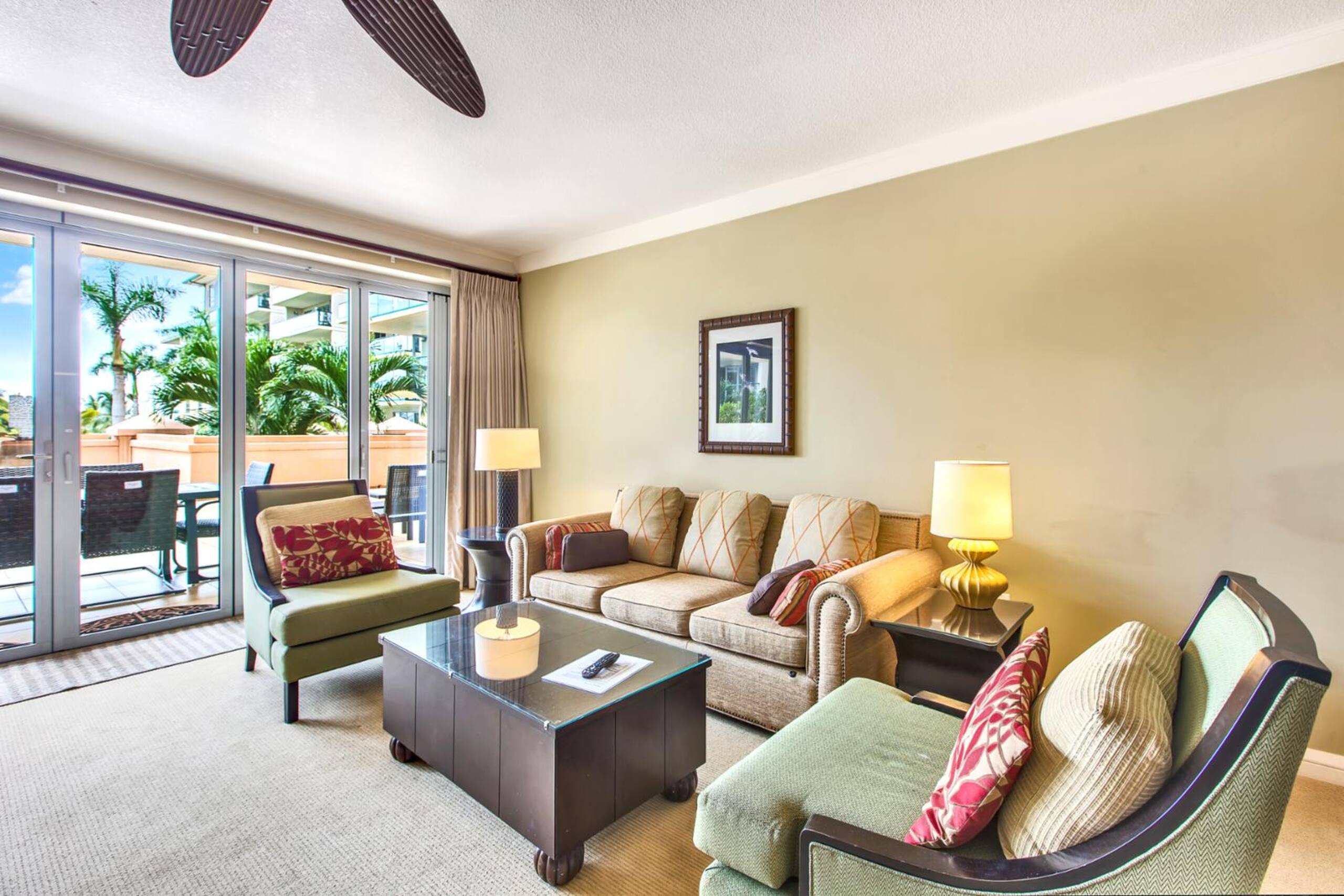 Condo in Lahaina · ★4.4 · 2 bedrooms · 3 beds · 2 baths - Image 25