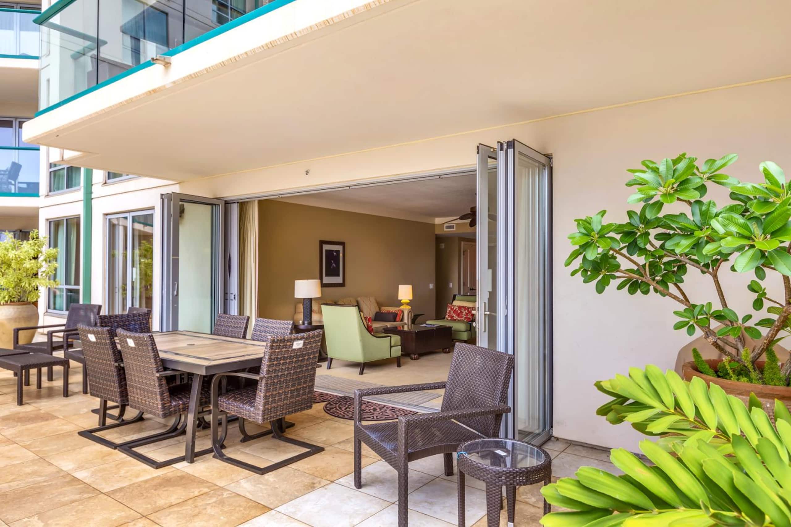 Condo in Lahaina · ★4.4 · 2 bedrooms · 3 beds · 2 baths - Image 19