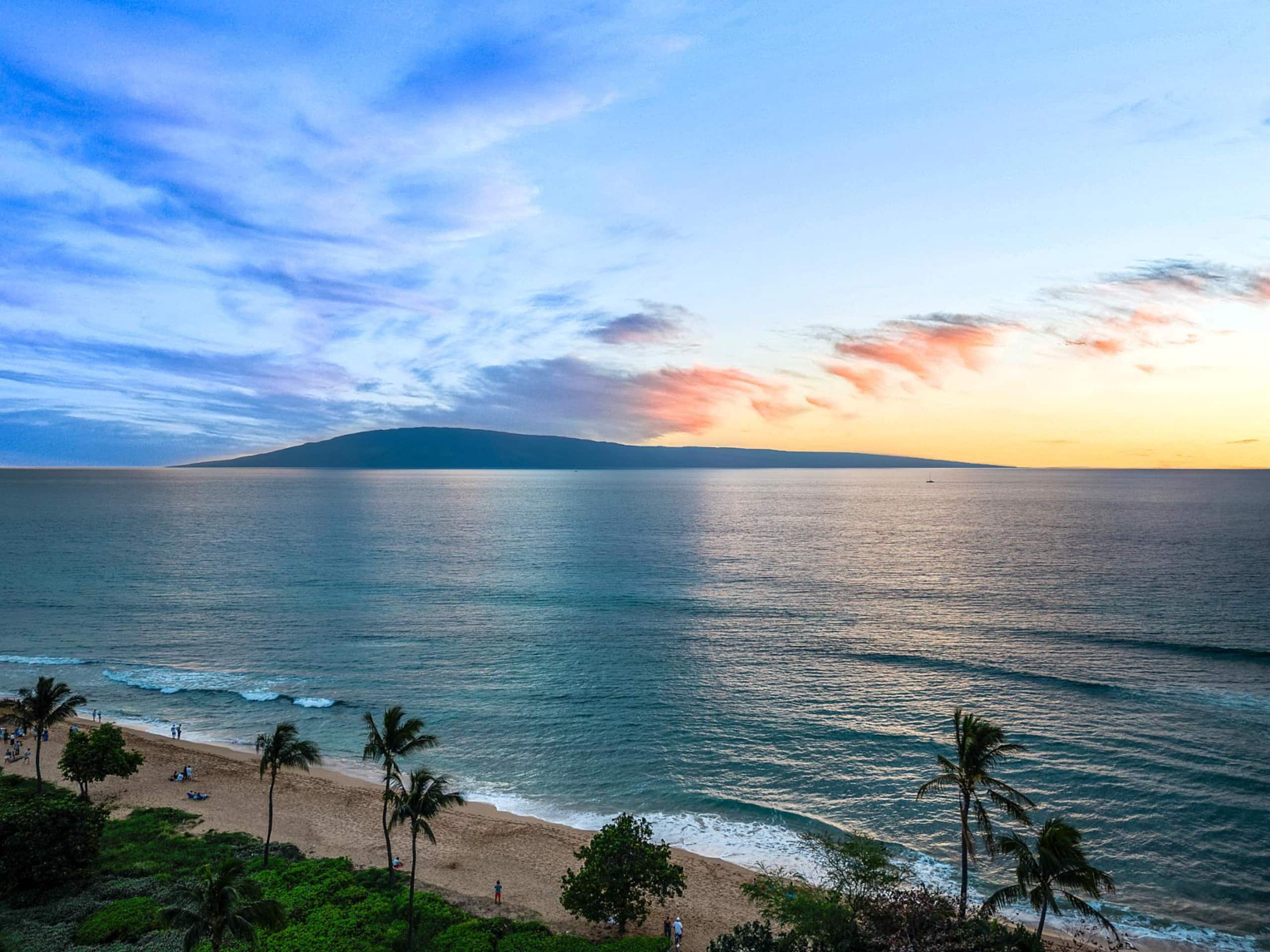 Condo in Lahaina · ★4.4 · 2 bedrooms · 3 beds · 2 baths - Image 16