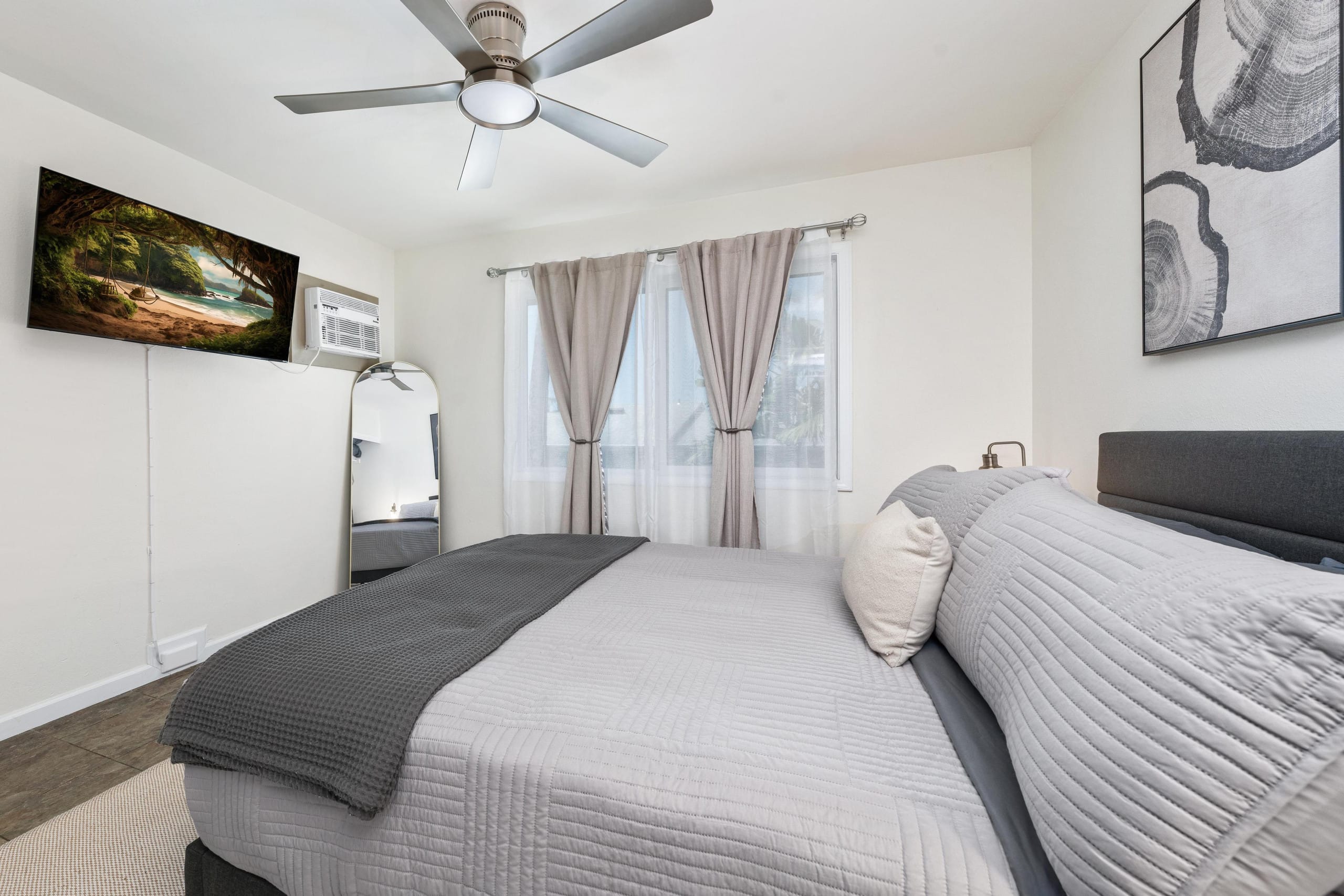 Condo in Kailua-Kona · ★5.0 · 2 bedrooms · 3 beds · 1 shared bath - Image 16