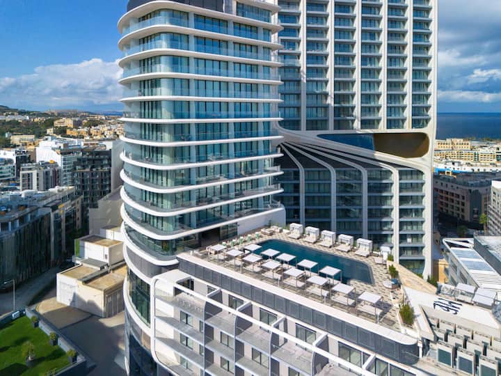 Experience Luxury Living At Mercury Suites - Malta
