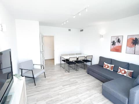 Top performing Airbnb: NEW, 80 meters from the sea and the beach in Cullera