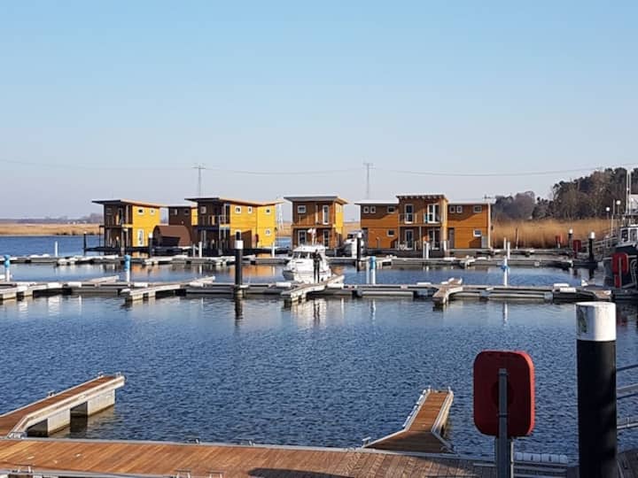 Hausboot à Kroeslin Am Bodden - Lubmin