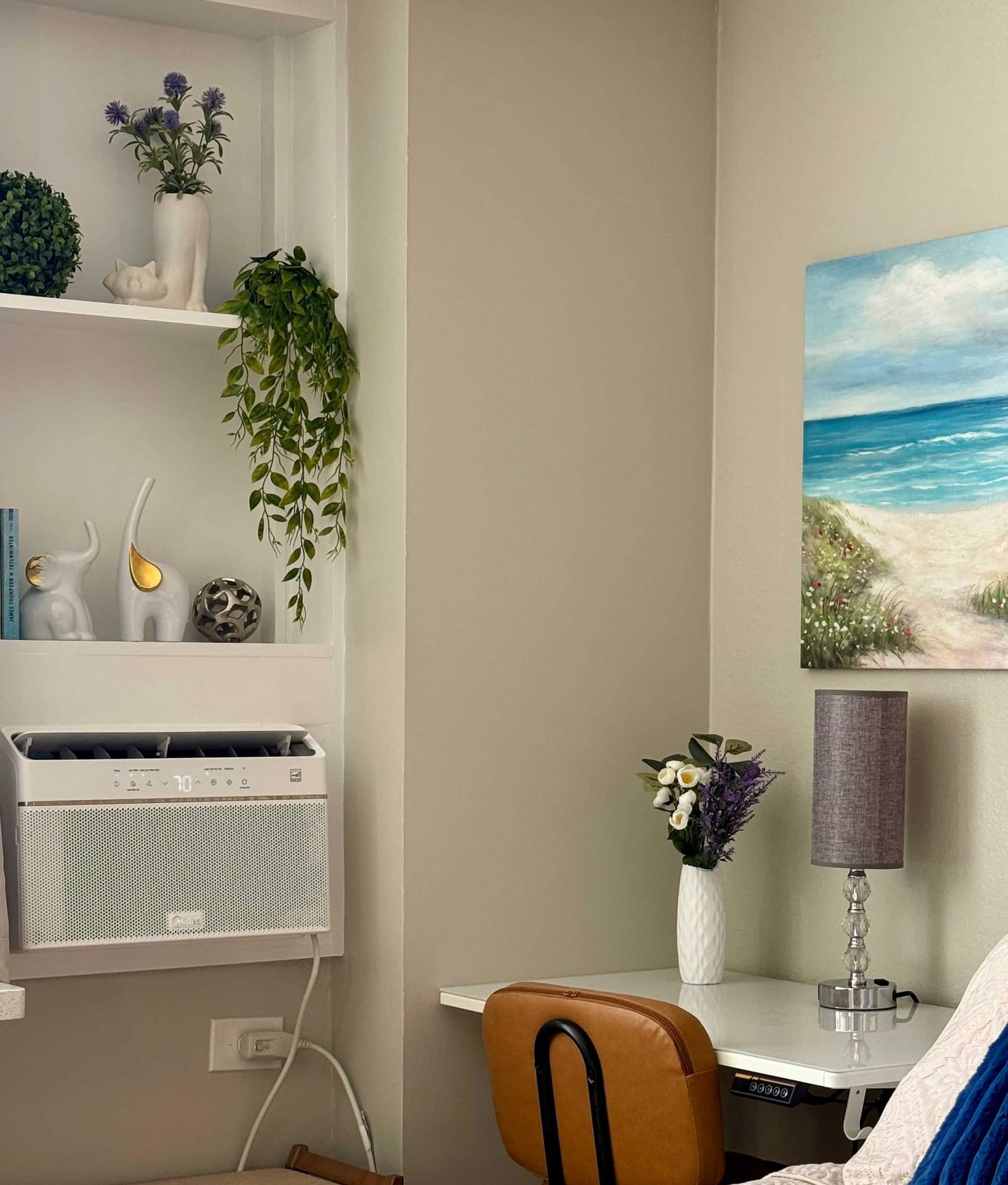 Newly Renovated Waikiki 2BR 2BA Ocean City View - Image 9