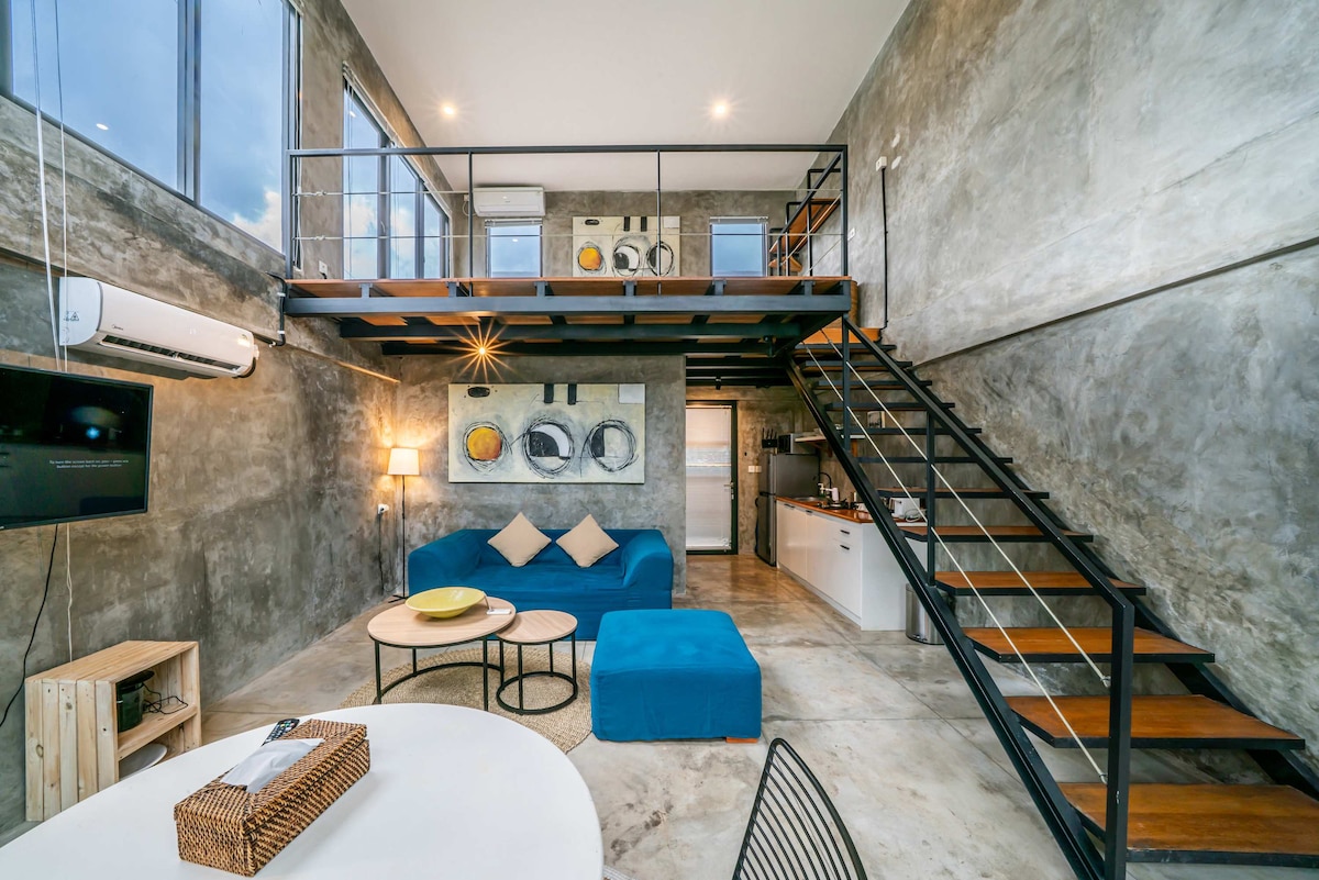 Villa in Kuta Utara · ★4.71 · 1 bedroom · 1 bed · 1 bath, порівнянний Airbnb