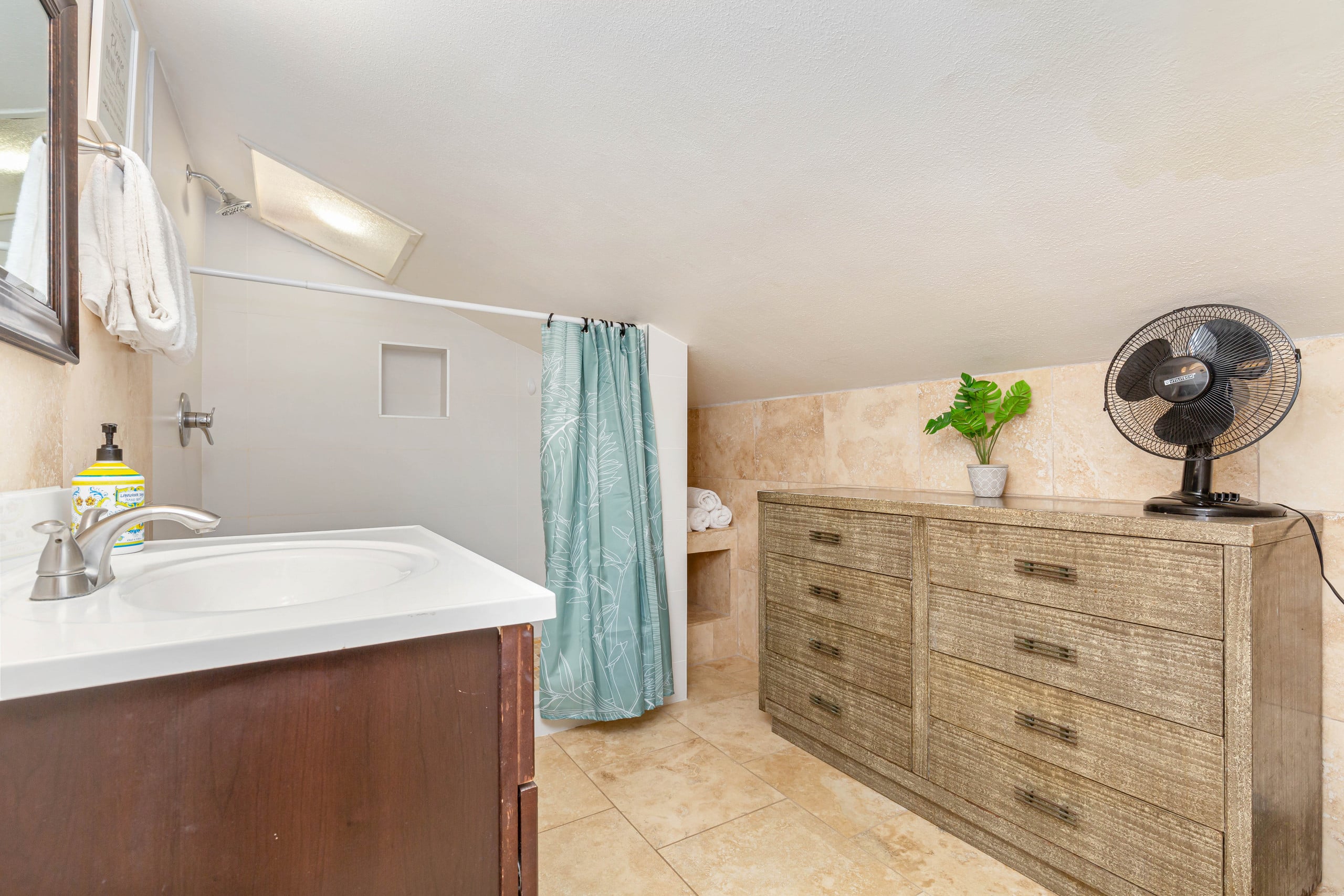 Natural Light End Unit Kuilima East Steps to Pool- - Image 29