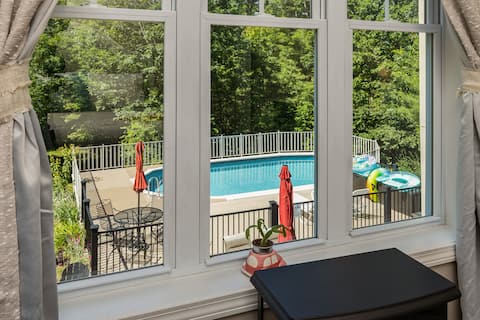 5 Bedroom Home Pool & Hot Tub