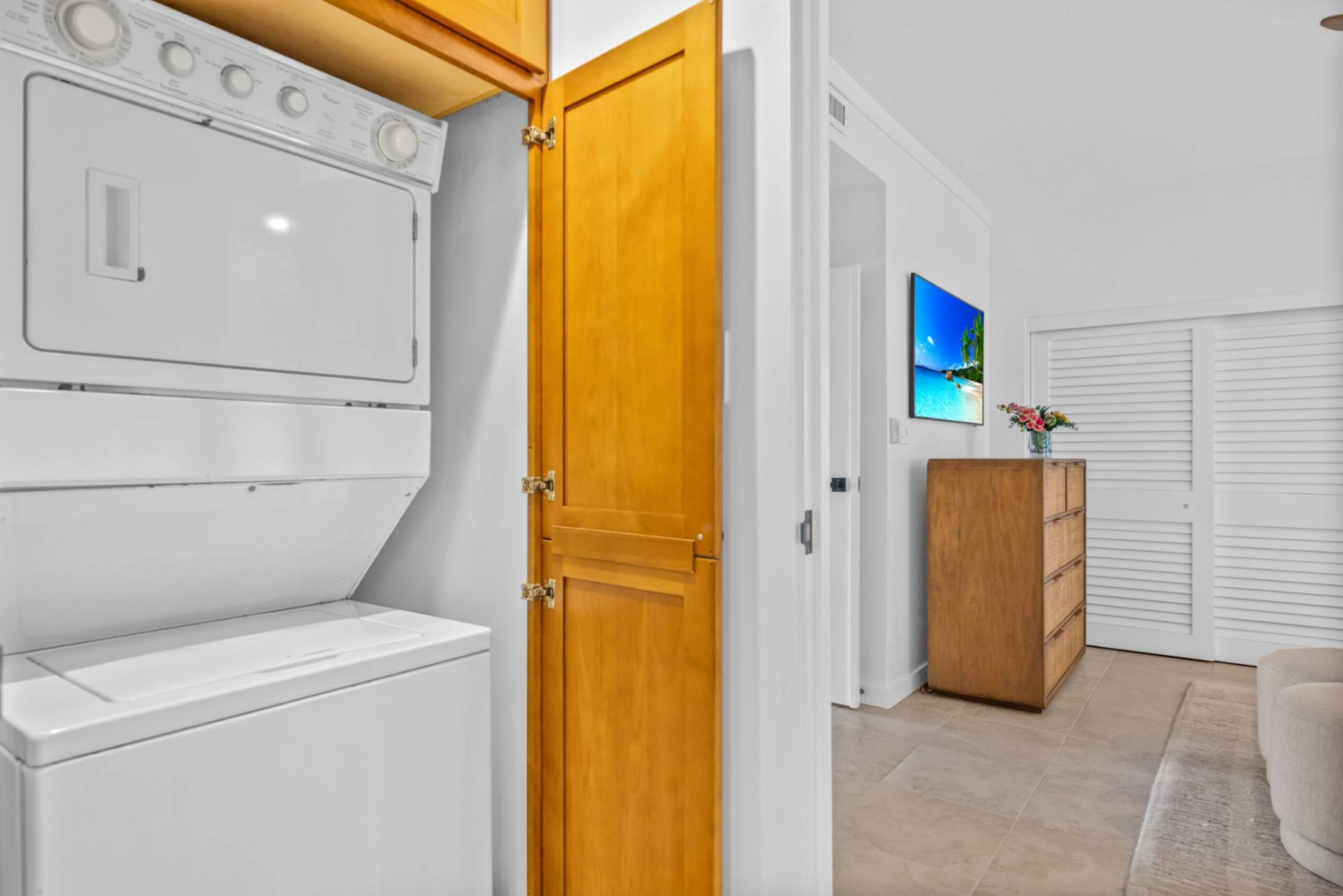 Condo in Lahaina · ★4.0 · 4 bedrooms · 7 beds · 4 baths - Image 23