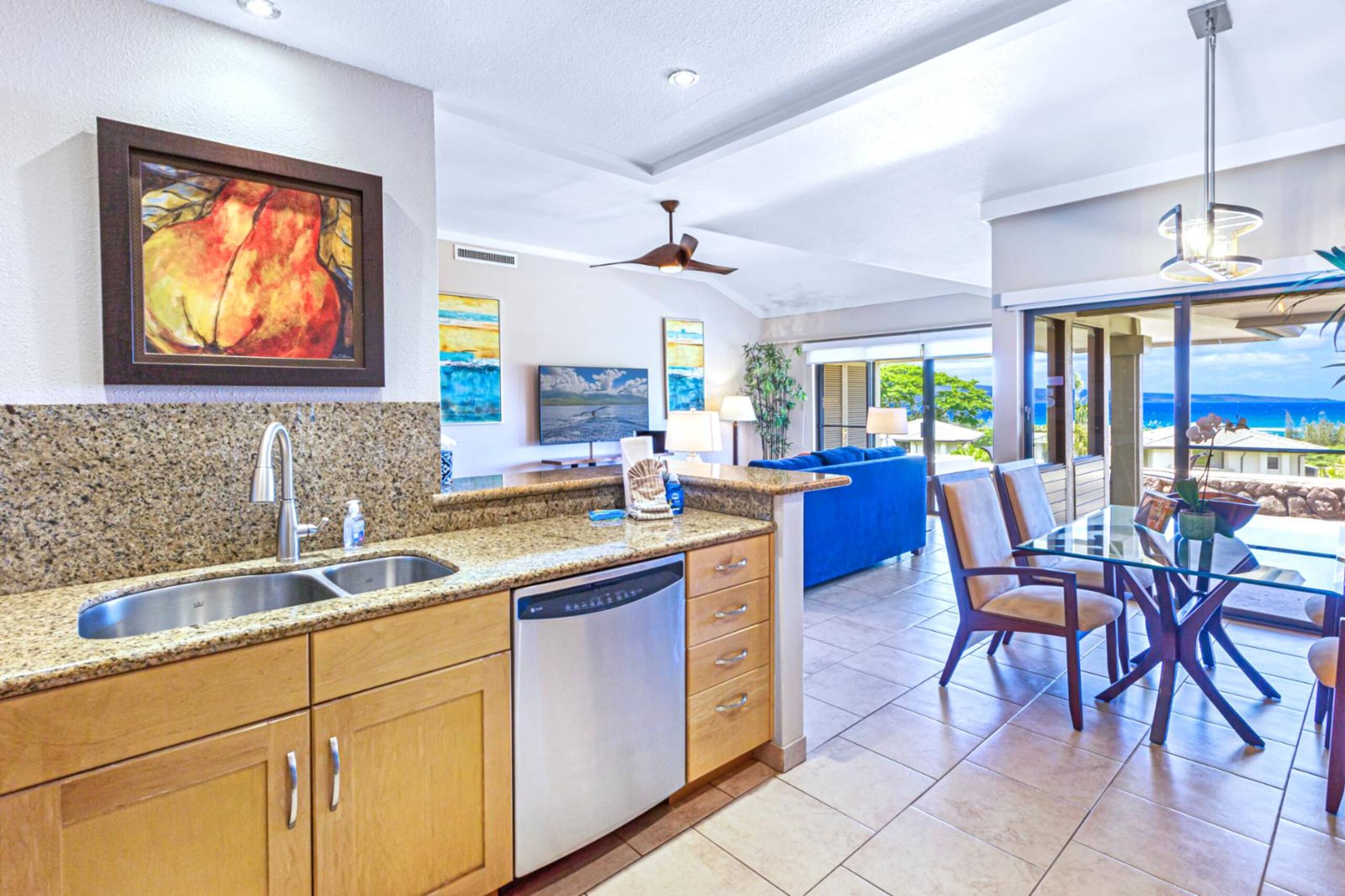 Condo in Lahaina · ★4.0 · 4 bedrooms · 7 beds · 4 baths - Image 6