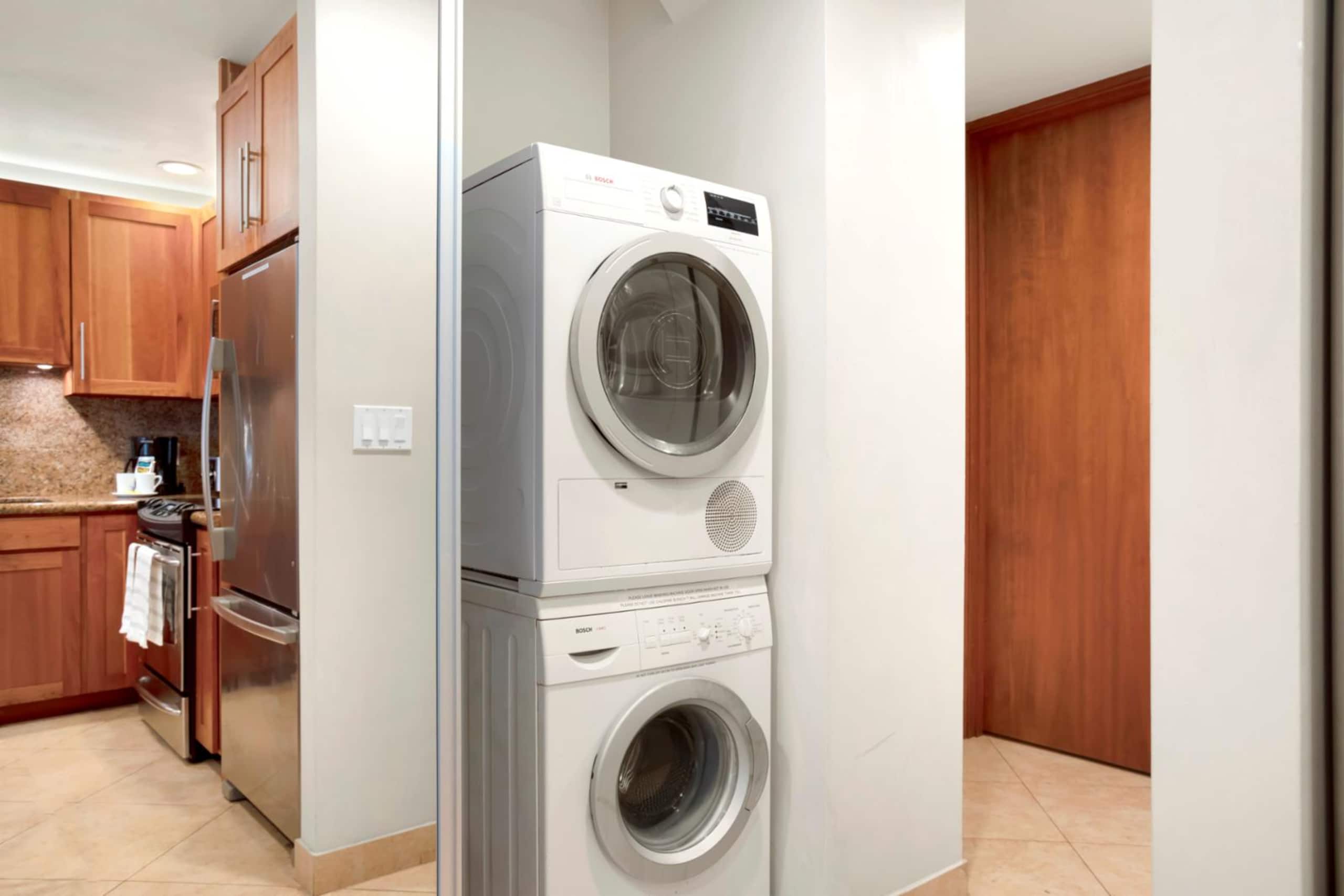 Condo in Lahaina · ★5.0 · 6 bedrooms · 9 beds · 5 private baths - Image 11