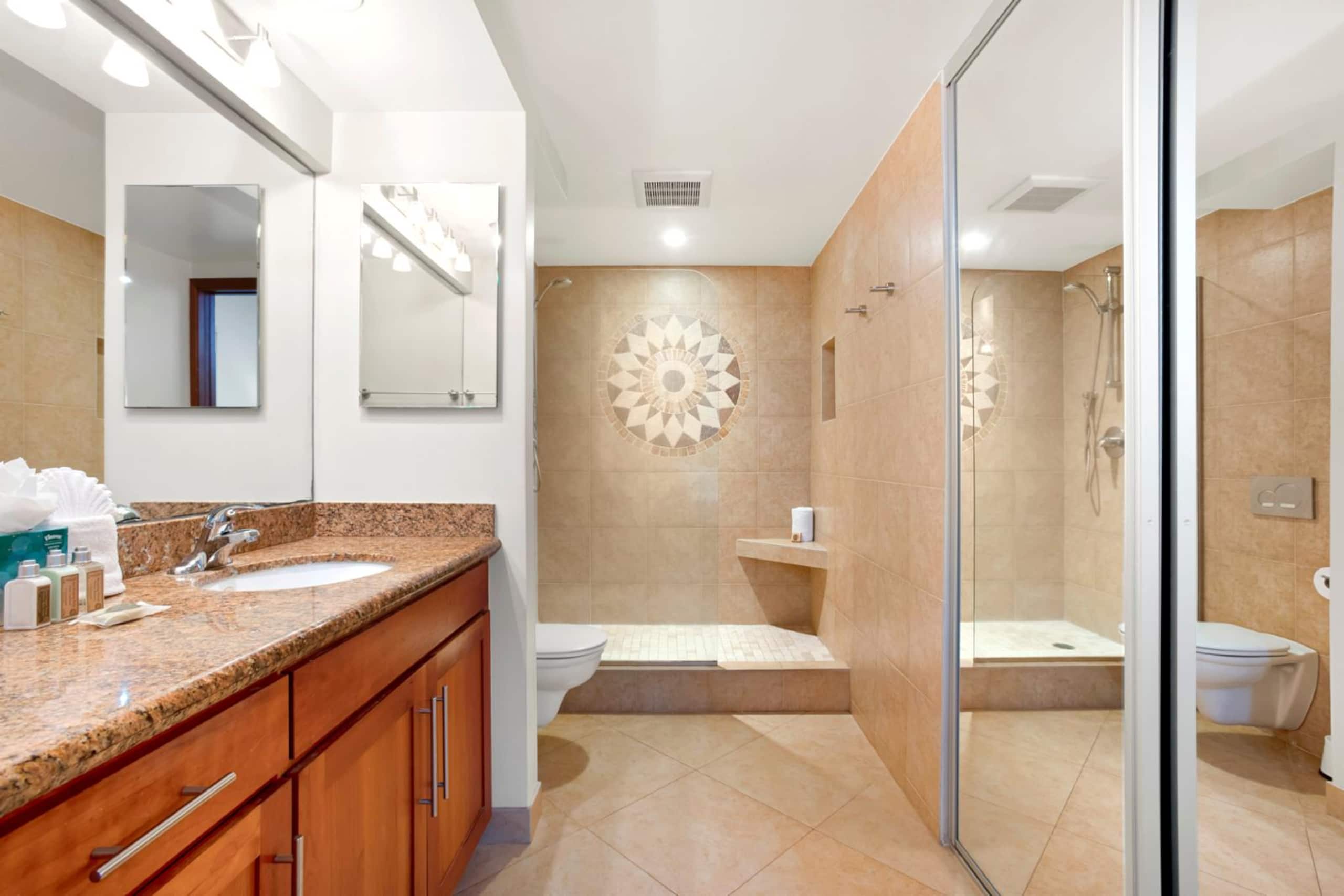 Condo in Lahaina · ★5.0 · 6 bedrooms · 9 beds · 5 private baths - Image 10