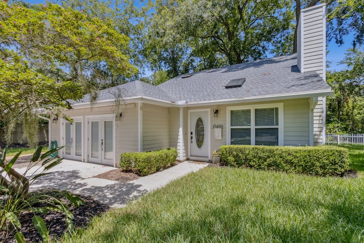 1716 Blue Heron ~ Minutes From Beach! - Fernandina Beach, FL