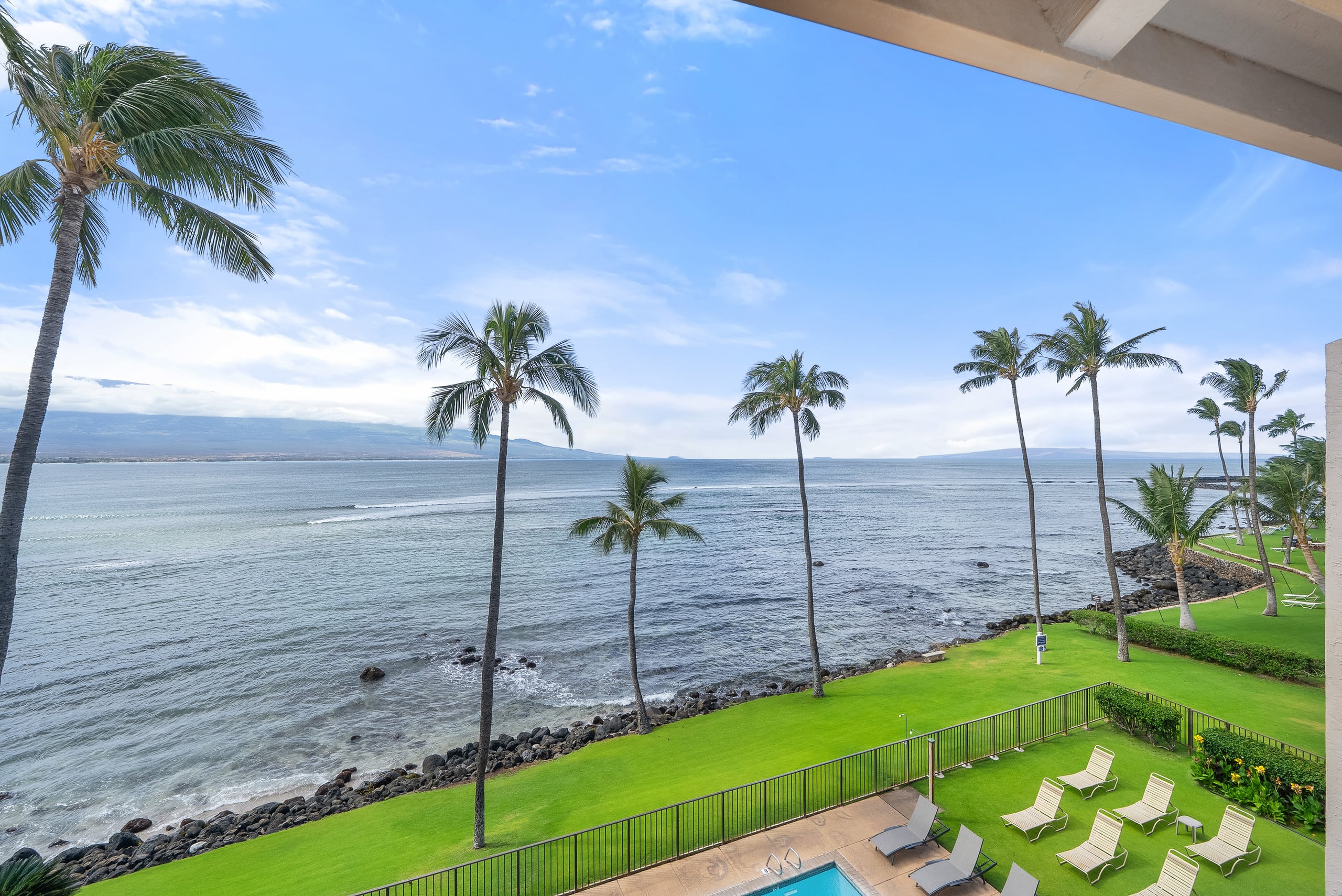 Condo in Wailuku · ★4.74 · 2 bedrooms · 3 beds · 2 baths - Image 26