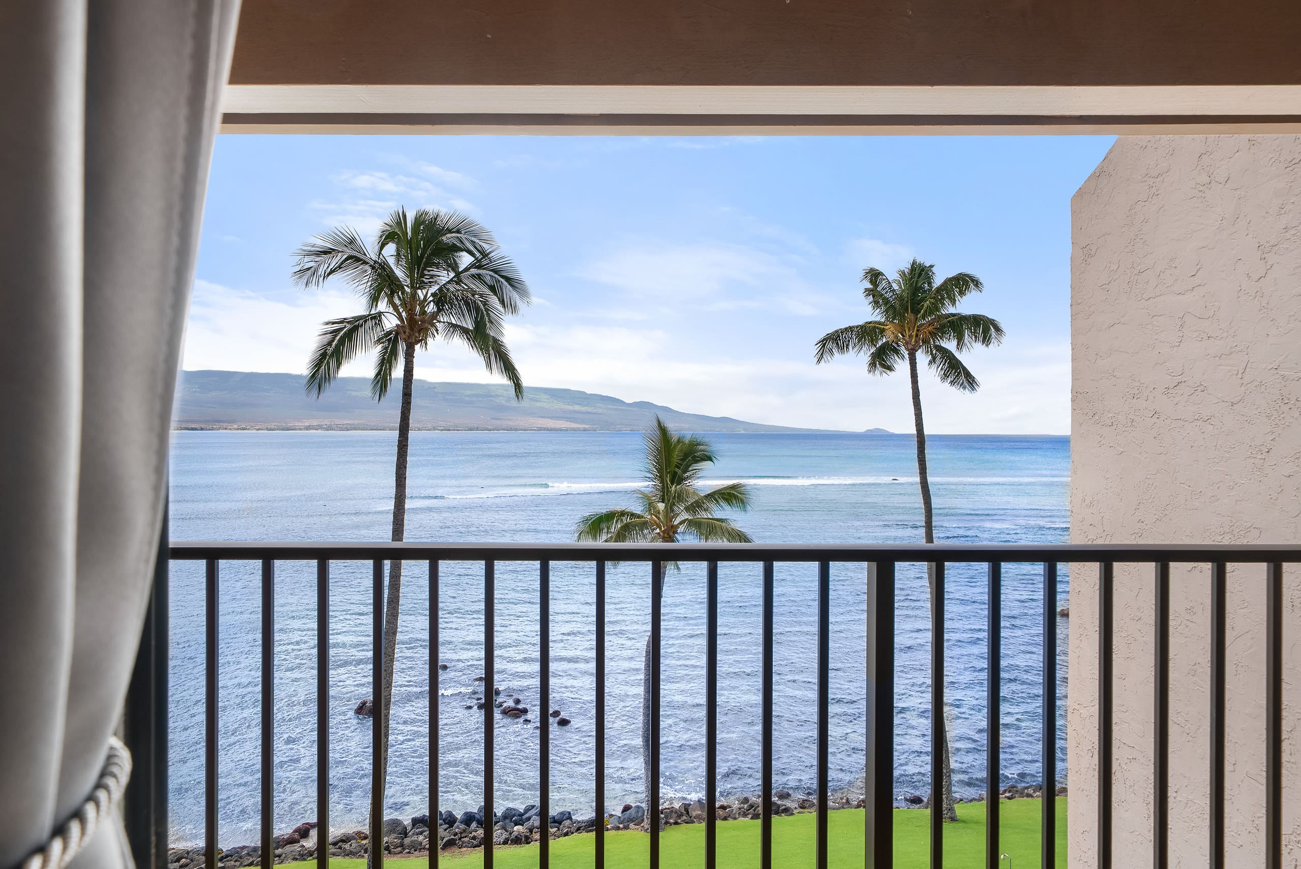 Condo in Wailuku · ★4.74 · 2 bedrooms · 3 beds · 2 baths - Image 32