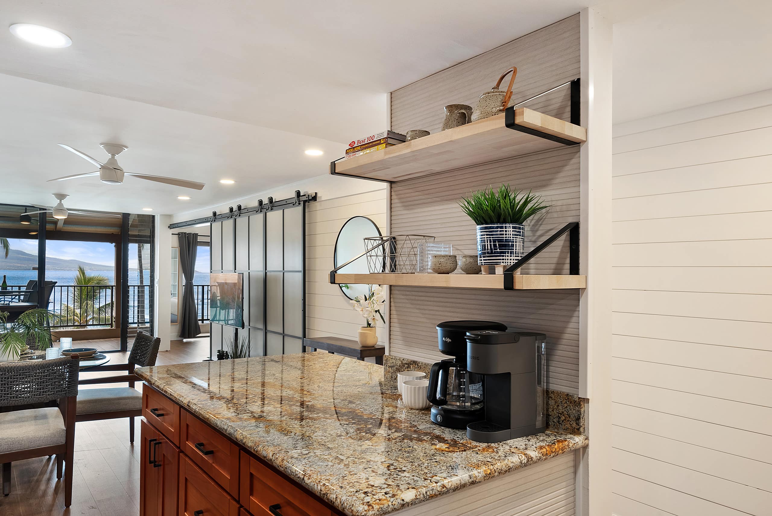 Condo in Wailuku · ★4.74 · 2 bedrooms · 3 beds · 2 baths - Image 4
