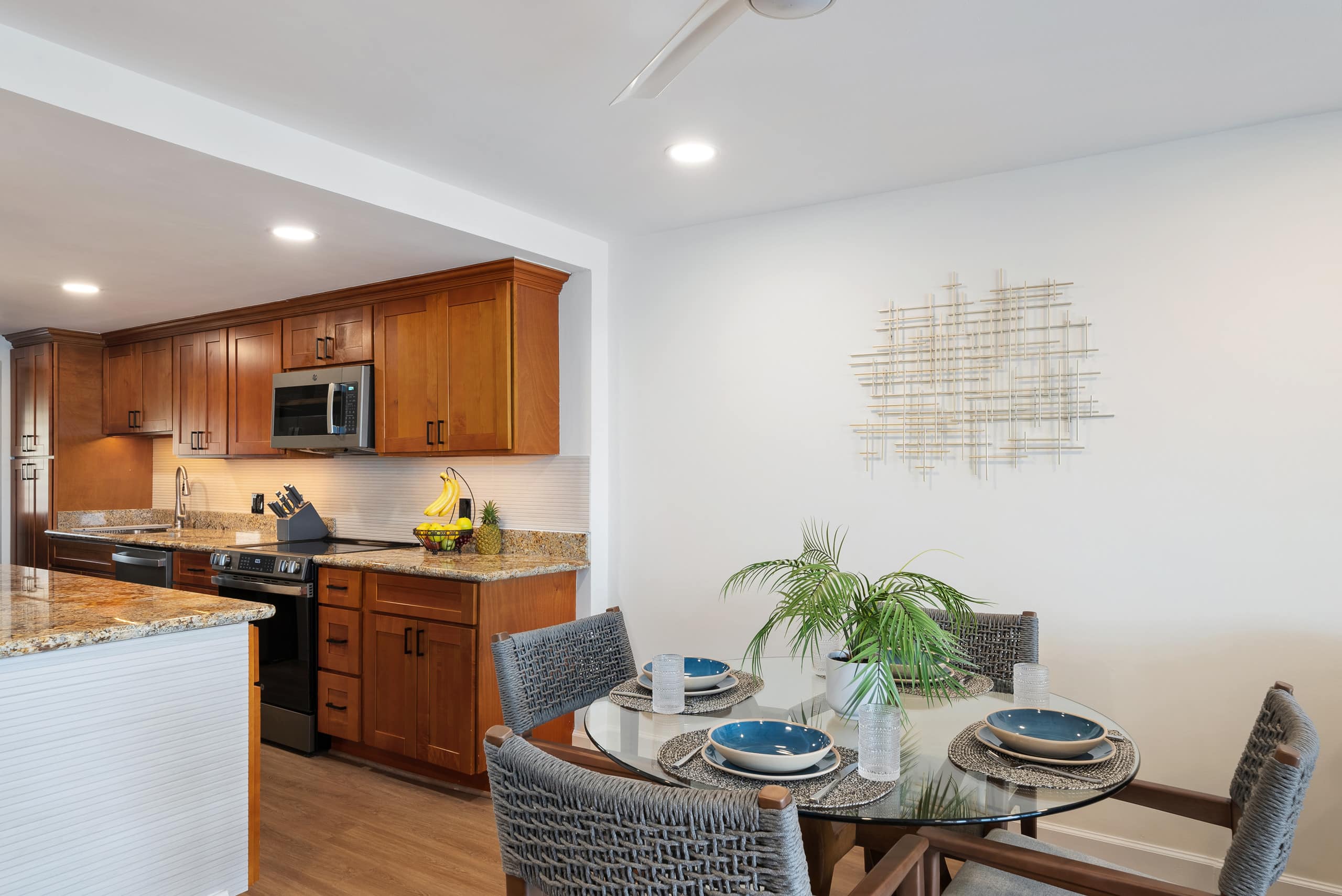 Condo in Wailuku · ★4.74 · 2 bedrooms · 3 beds · 2 baths - Image 9