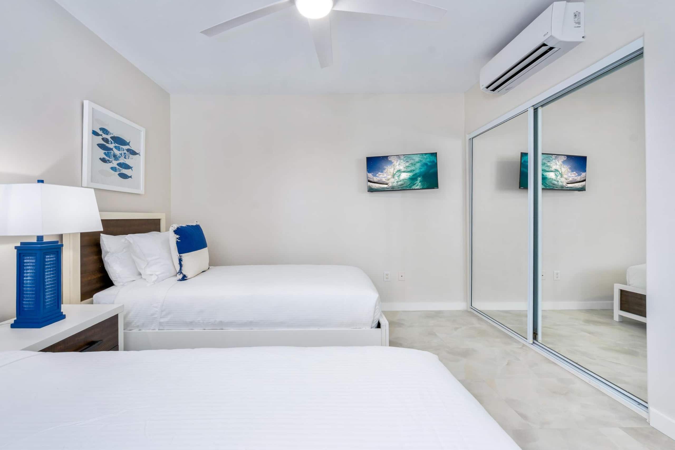 Remodeled, Lakeview +Hilton Pool Pass for 2026. - Photo 13