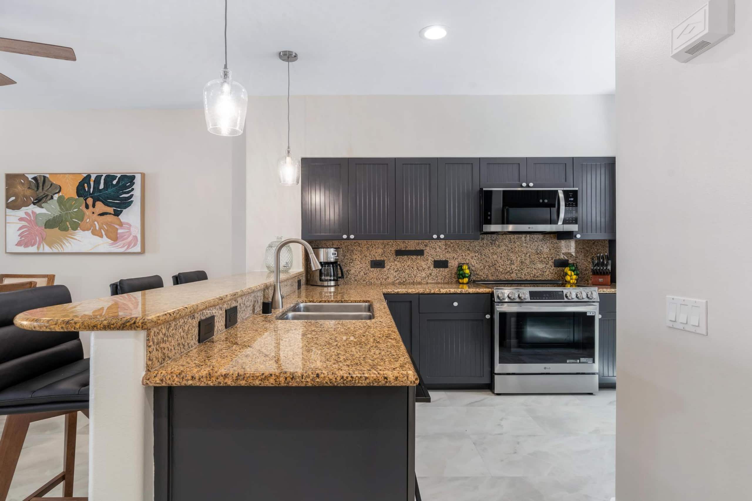 Remodeled, Lakeview +Hilton Pool Pass for 2026. - Photo 27