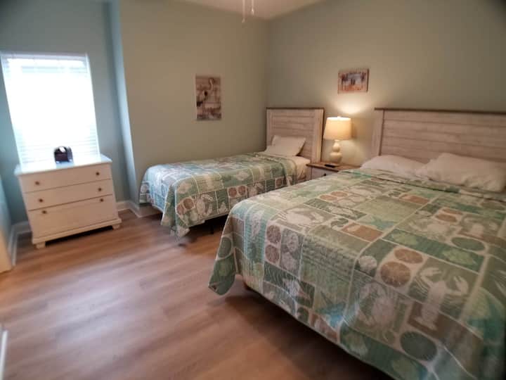 BR #3 - Queen and Twin XL - new beds  130916