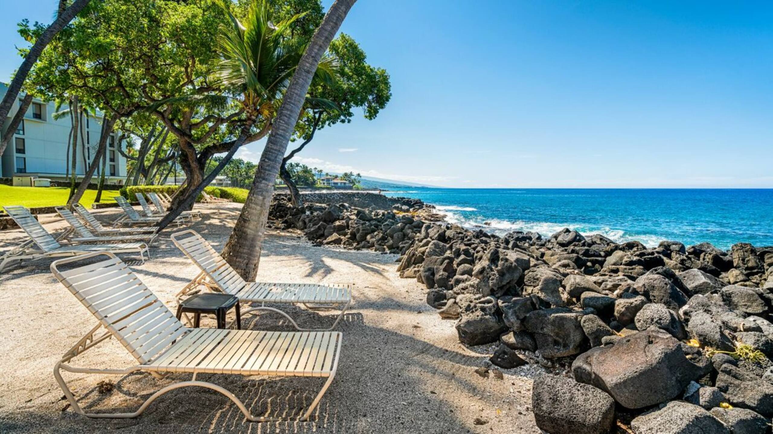 Condo in Kailua-Kona · ★4.5 · 1 bedroom · 2 beds · 1 private bath - Image 29