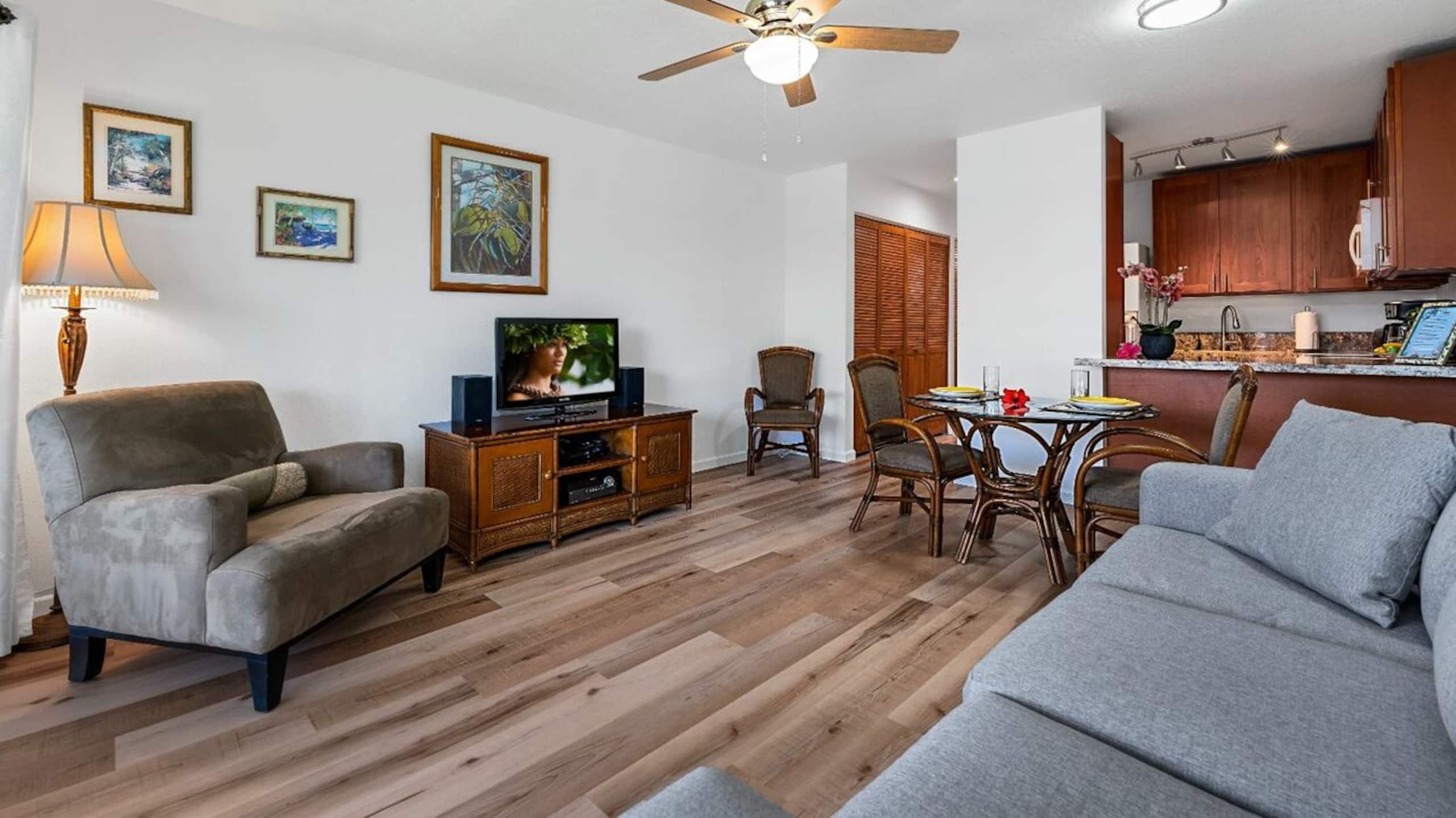 Condo in Kailua-Kona · ★4.5 · 1 bedroom · 2 beds · 1 private bath - Image 2