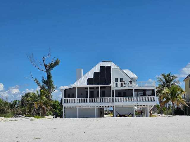 Vacanza Rentals, LLC managed Airbnb listing 1