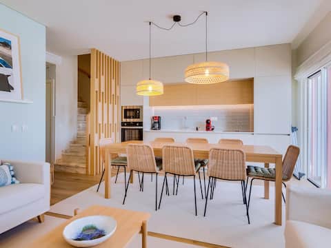 4 bedroom Ocean View Penthouse in Quarteira