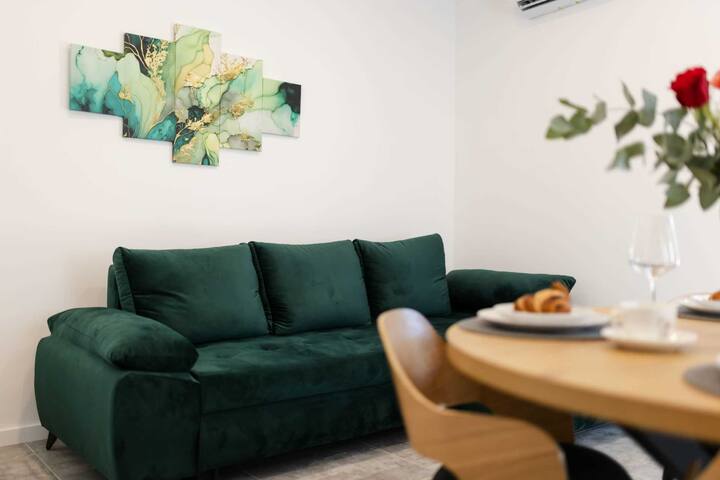 Charming 1-bedroom Apartment, Parking Included - Mali Lošinj