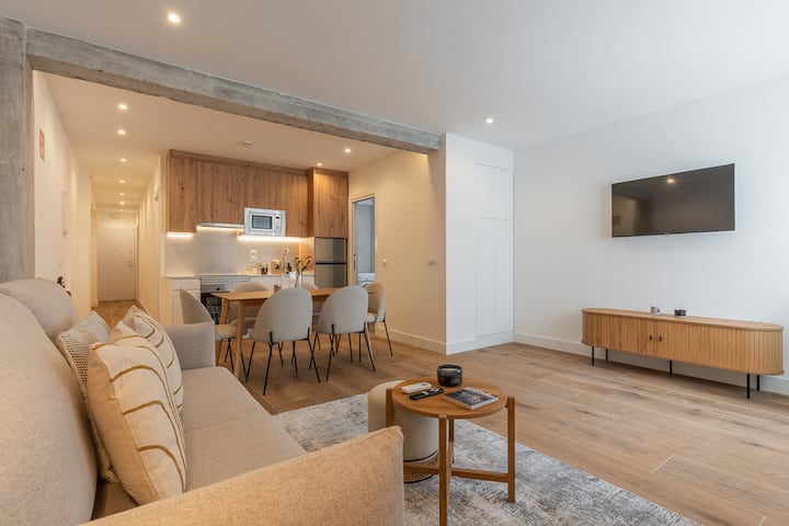 Spacious & Charming -2bdrs 2baths- Cuzco - Madrid