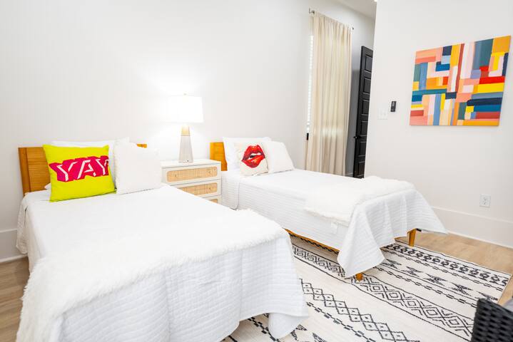 Shimmering New NOLA Home TVs in Bedrooms & Parking gallery image 4