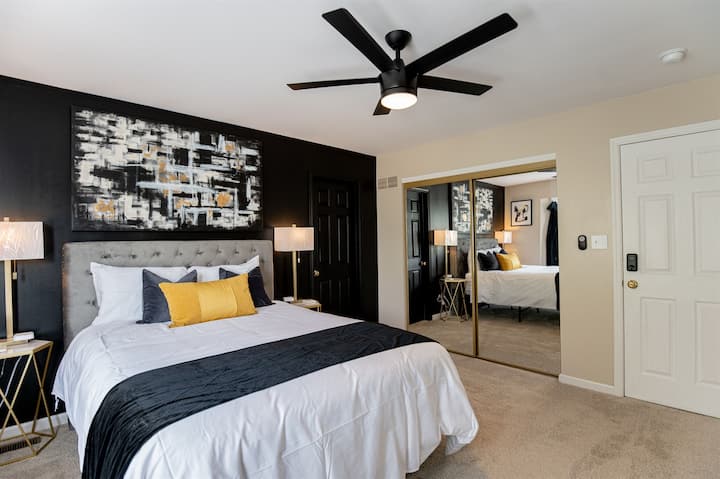 This queen suite with private bath is perfect for guests seeking quiet and comfort.