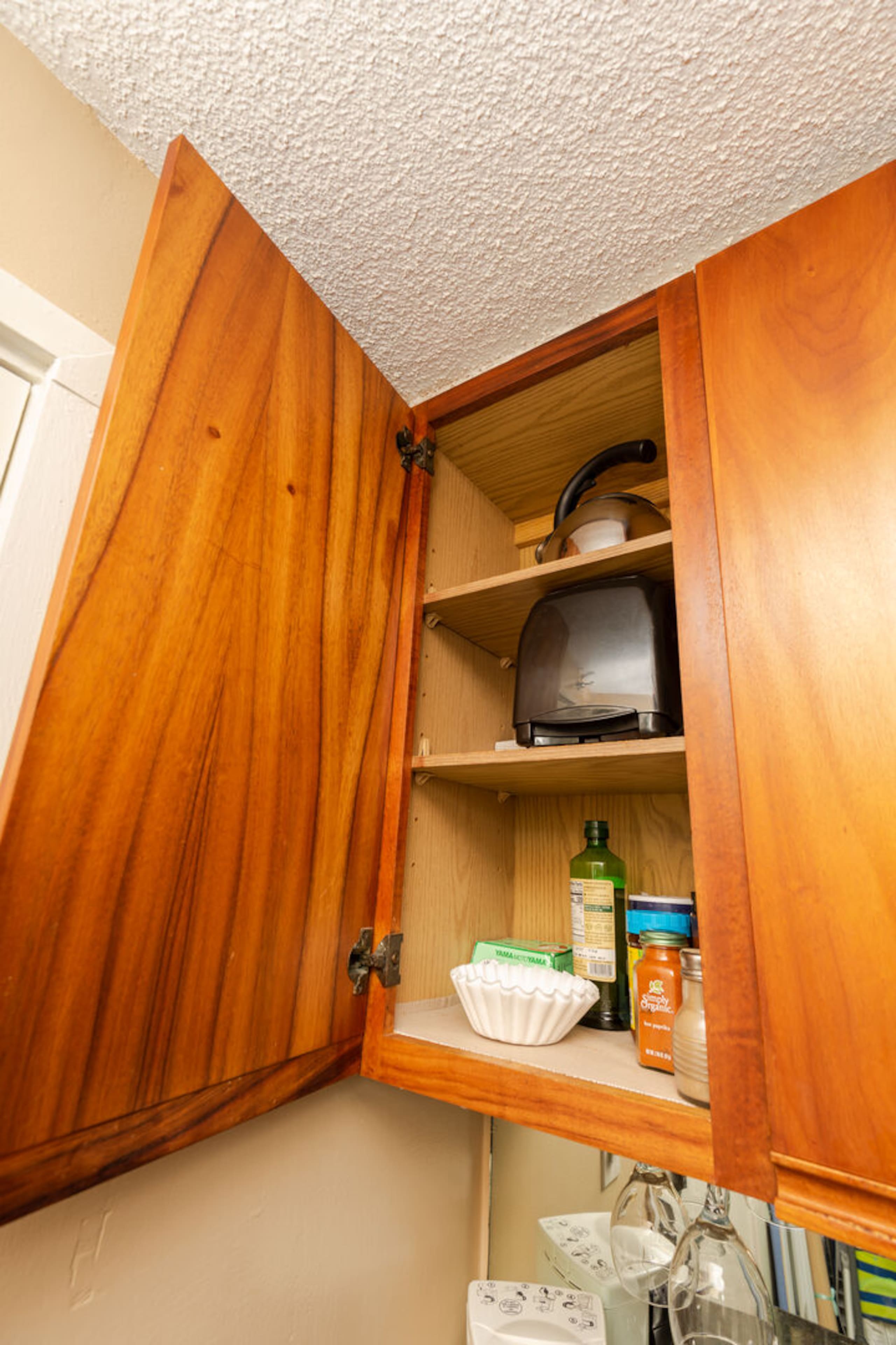 Condo in Honolulu · ★4.86 · 1 bedroom · 1 bed · 1 private bath - Image 11