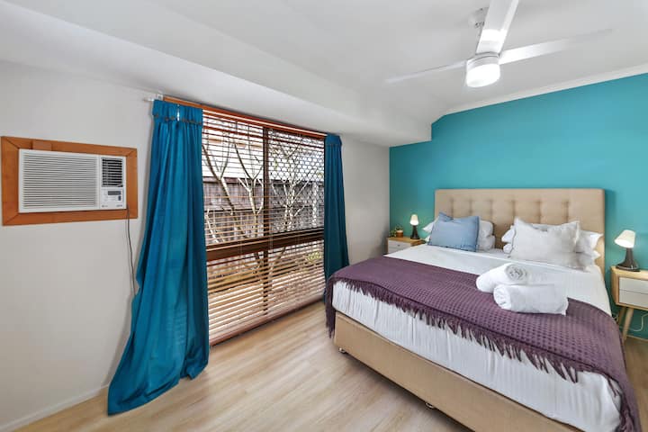 Dormitorio principal con baño privado