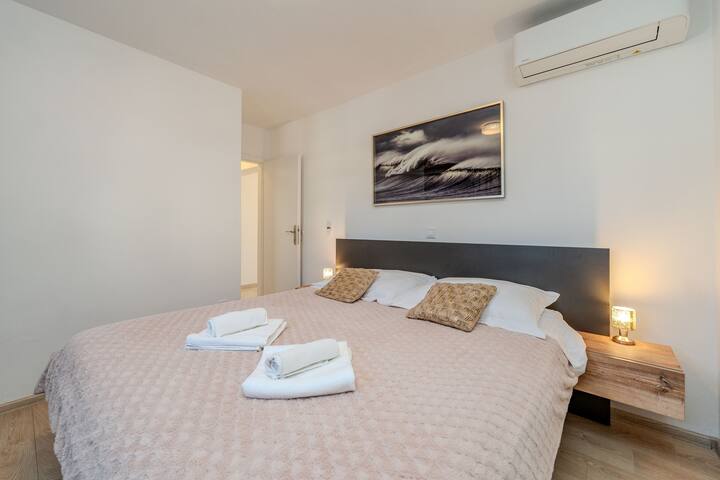 Bedroom 2, Surface: 15 m²