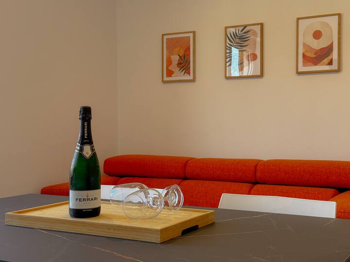 Seaside Getaway – Chic & Functional Apartment - Civitanova Marche