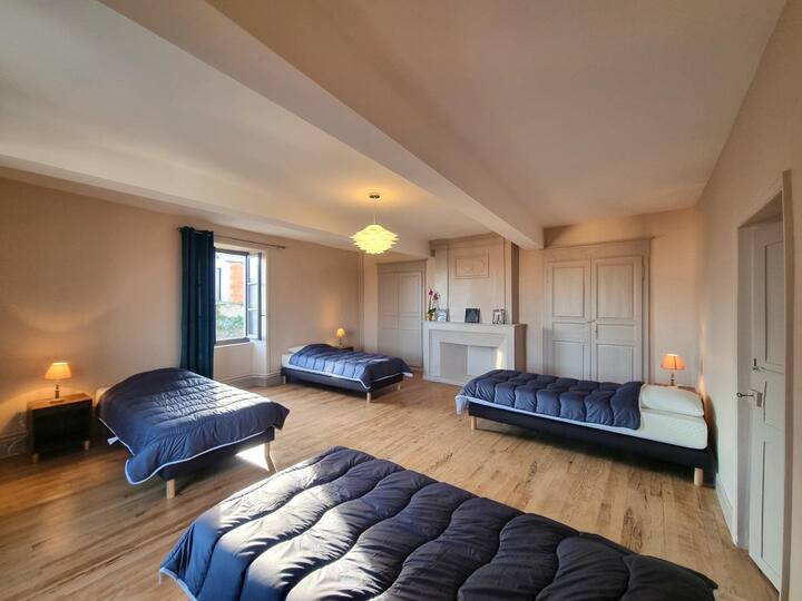 Spálňa 3: 4 lôžka 90.