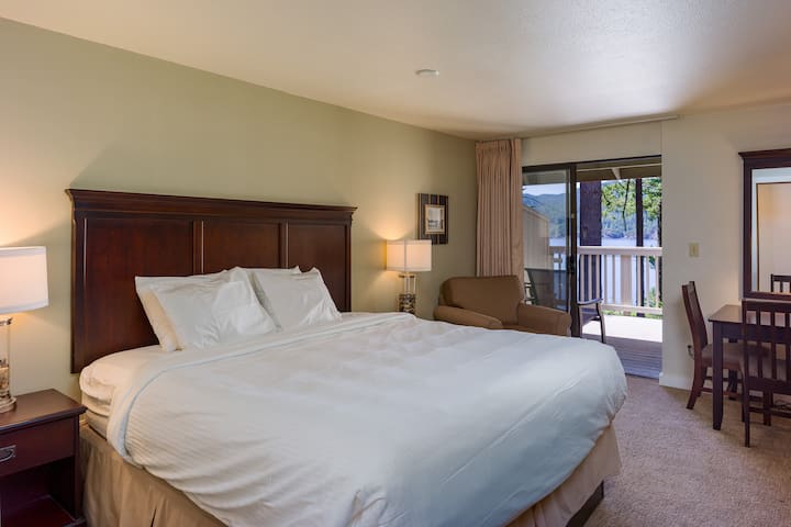 Cascade Harbor Inn R2361 - Orcas Island Washington - 48