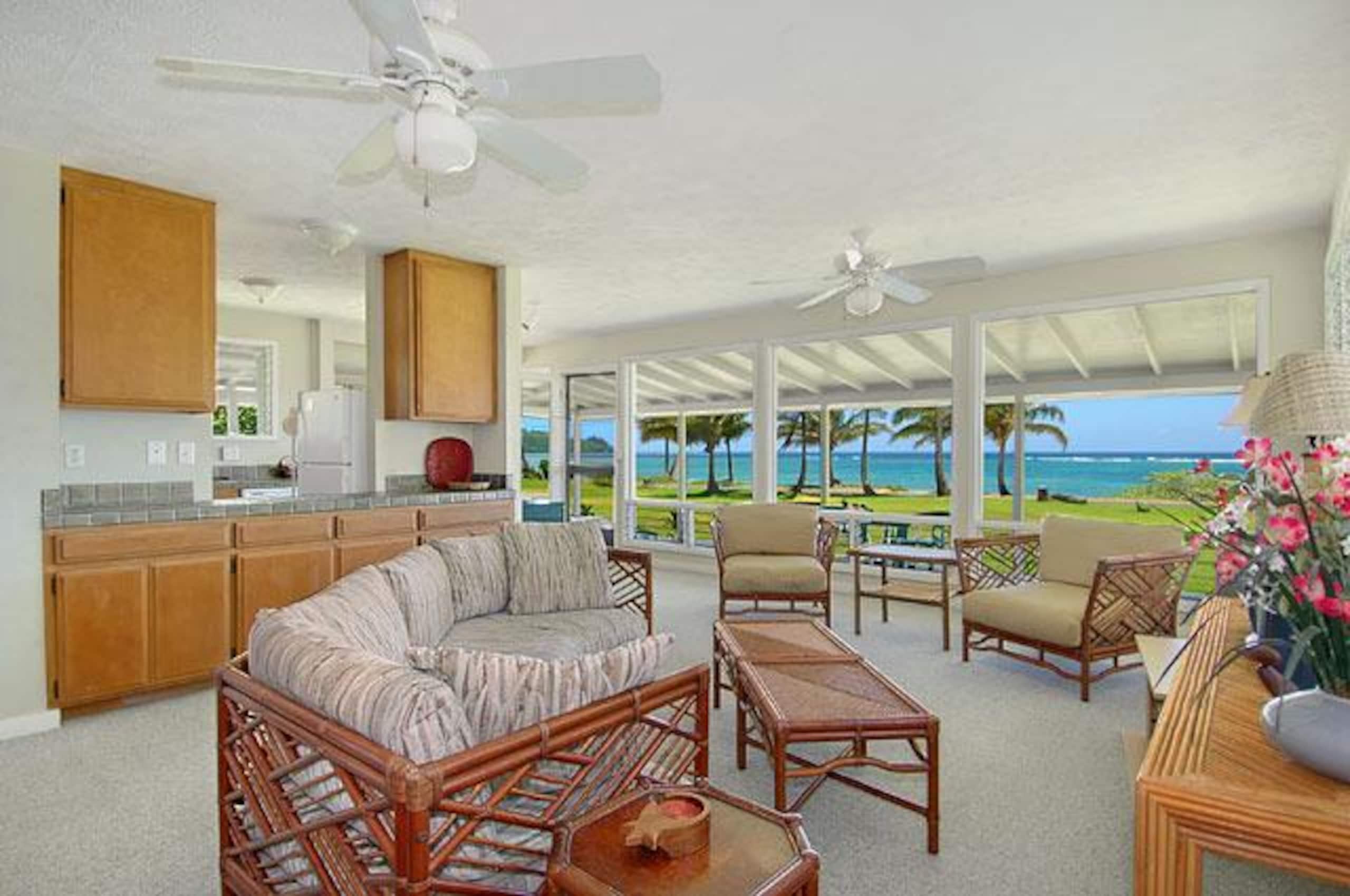 Home in Kilauea · ★5.0 · 2 bedrooms · 2 beds · 2 baths - Image 3