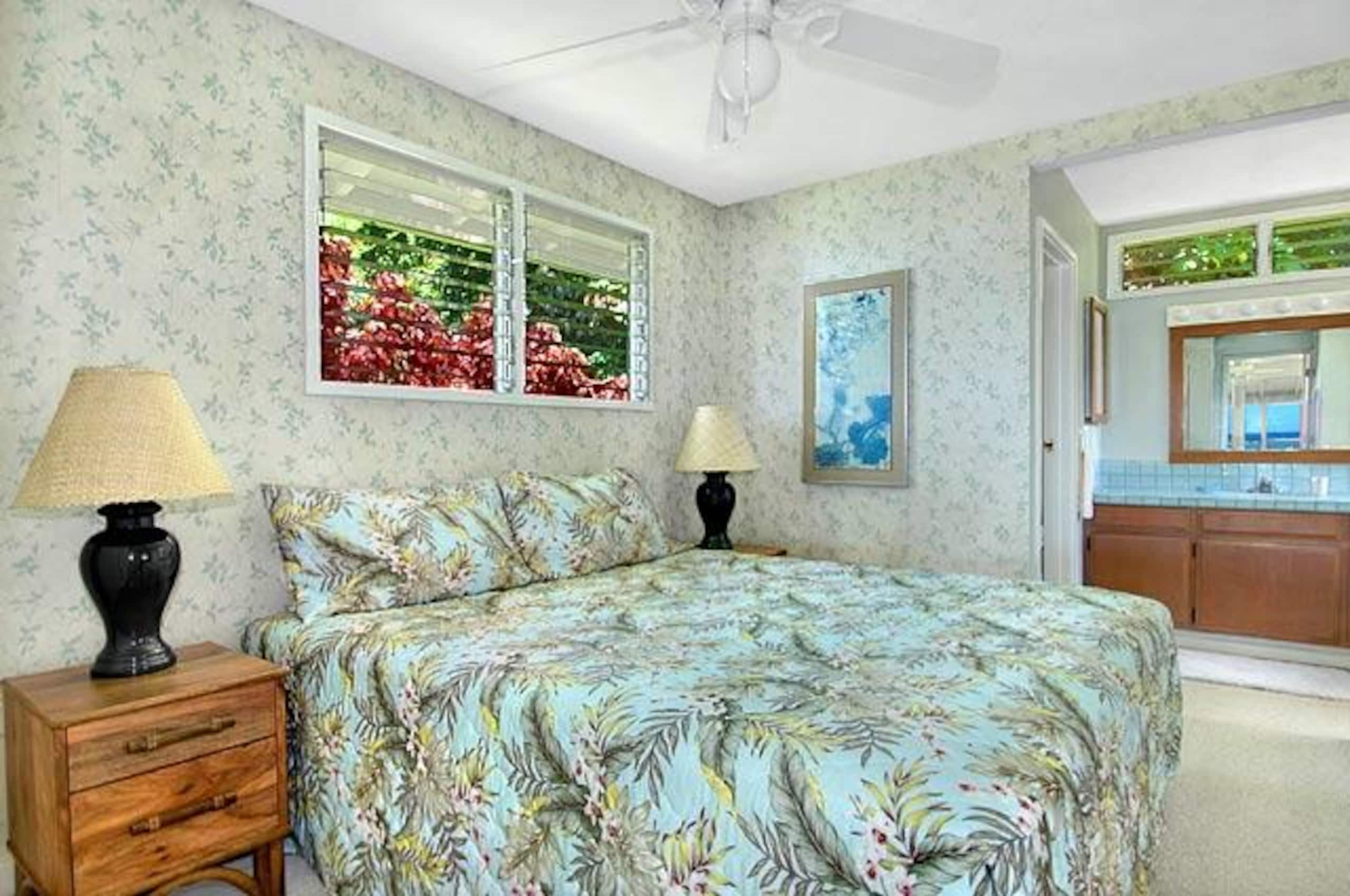 Home in Kilauea · ★5.0 · 2 bedrooms · 2 beds · 2 baths - Image 5