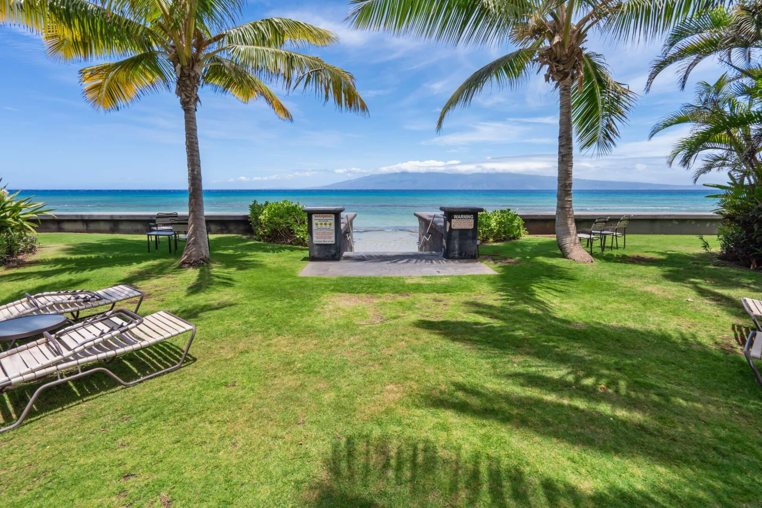 Large Maui Getaway next to Beach and Ocean - Image 9